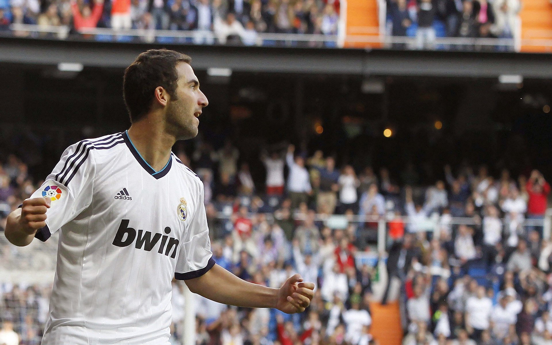 尤文图斯球迷支持热烈,尤文图斯球迷多吗