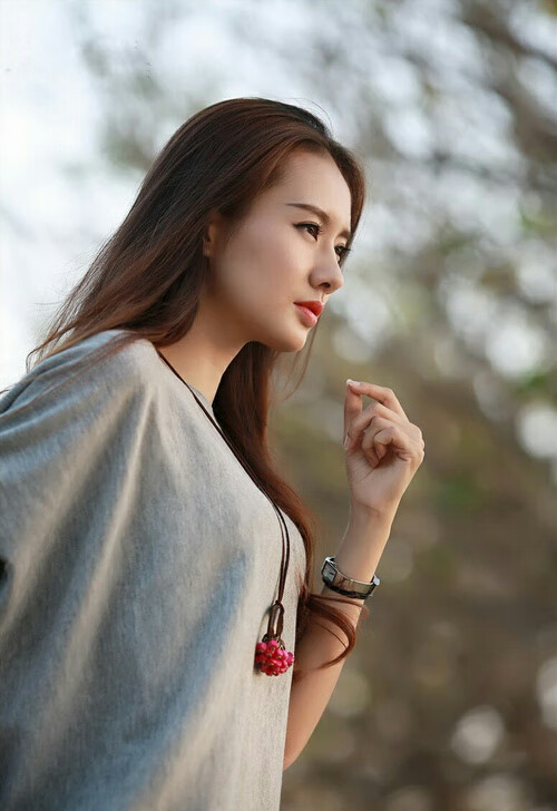 九游娱乐APP-两前腰角色分工拉开防线宽度，双前腰战术