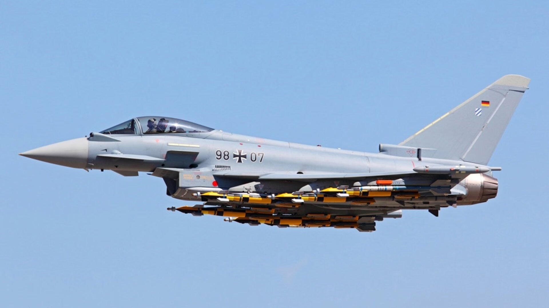 中超俱乐部设立每月体能复测机制保障训练节奏，2021中超训练服