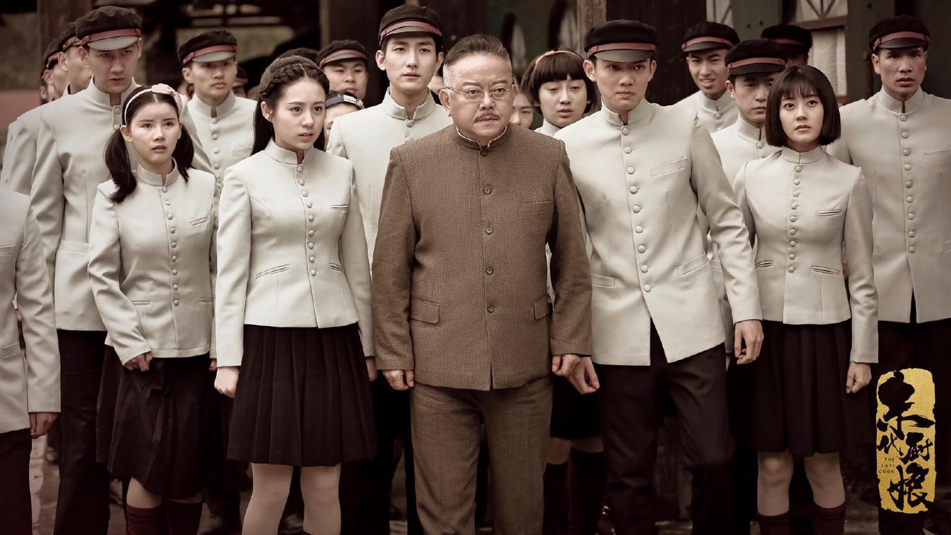 著名篮球评论员开设线上课堂为球迷普及战术逻辑，如何报名篮球评论员